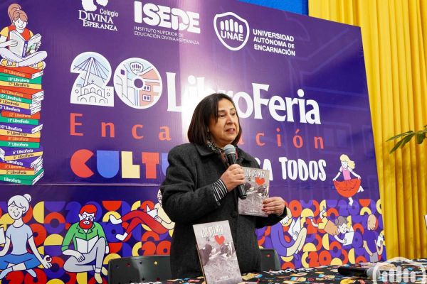 libroferia-encarnación-2024-03-25DBBA94C1-9521-AEB9-84A6-CF69A336C9E8.jpg