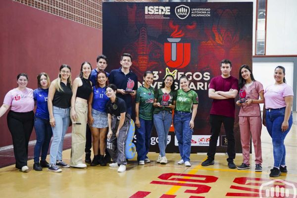 juegos-universitarios-unae-isede-premiacion-1320C304AF-E5E9-F890-8EAD-9A6B0FA15EFC.jpg