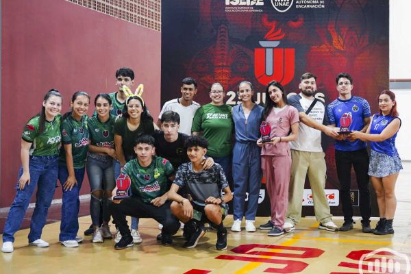 juegos-universitarios-unae-isede-premiacion-18EE3046B1-5C16-9E35-B03C-72F803AE56F7.jpg