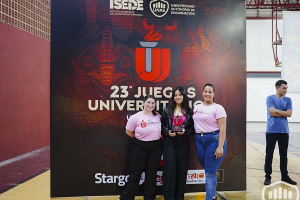 juegos-universitarios-unae-isede-premiacion-8915FC94A-2F01-5336-CB69-6A021A4C10A7.jpg