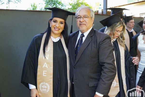 graduacion-posgrado-18A3267000-60C9-46DF-5578-49F2EAF45DFE.jpg