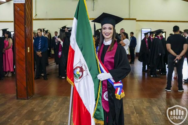 graduacion-colonias-unidas-2024-10866795CA7-C75A-08FA-9F81-927D93107A5C.jpg