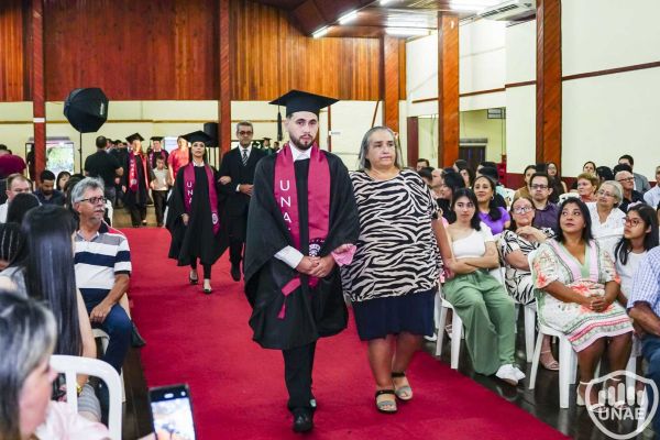 graduacion-colonias-unidas-2024-11BFA0BCF5-1206-7B11-A492-892B111D2AED.jpg