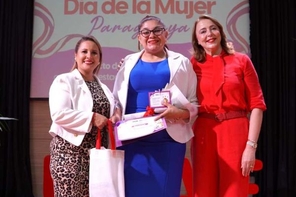 día-de-la-mujer-paraguaya-1439BE21E0-1216-C249-97F6-6413FB2BCA0F.jpg