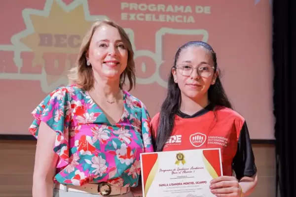 beca-alumno-5-2025-15EDC6A496-AADF-57CF-8E69-9F73EE912754.webp