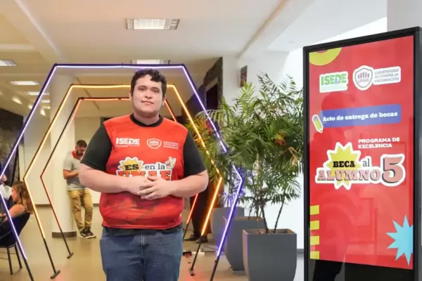 beca-alumno-5-2025-481BC747B-58E6-74FF-2A38-6FA784ED17A4.webp