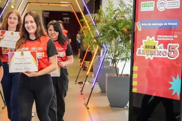 beca-alumno-5-2025-55FD5B4230-48C9-A6B2-96EE-80D6DB4BF4DA.webp