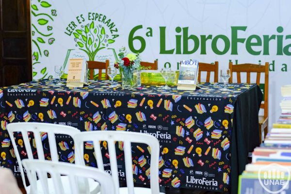 libroferia-colonias-unidas-5-copiar513006FC-AAE8-1772-B69B-67C63B1C3EFA.jpg