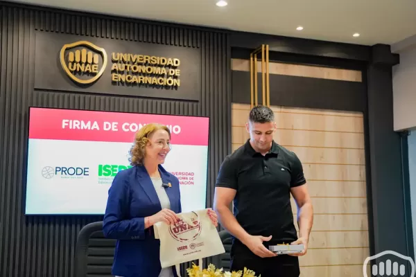 prode-y-unae-firma-de-convenio-12C4339631-A2A3-911D-B8A8-85C47D67DCDE.webp