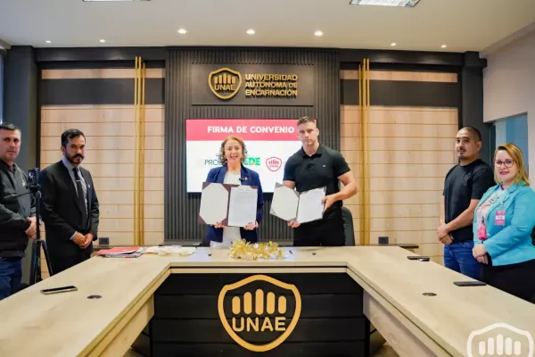 prode-y-unae-firma-de-convenio-86DEA6961-451A-62BF-0E45-604124D9AE15.webp
