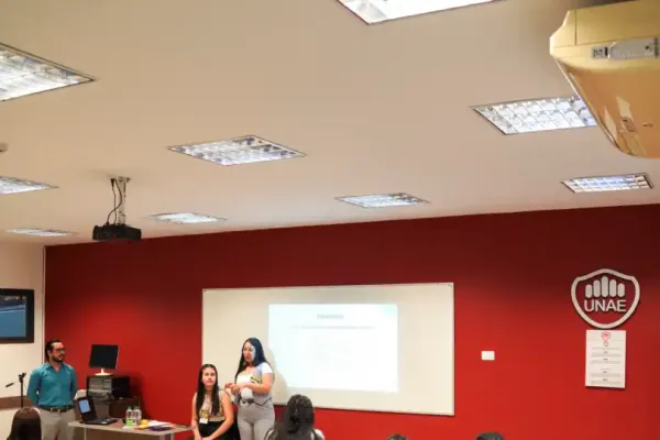encuentro-19C7920EC9-786D-9B4D-DD4A-CC2985DE1AEA.webp