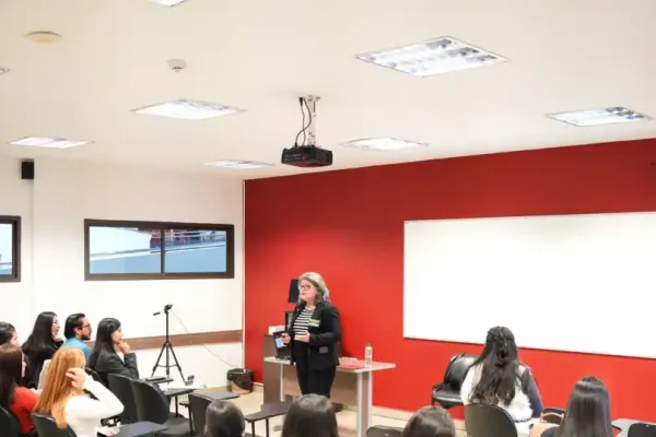 encuentro-21BE5F487F-01E2-3EEE-8F9D-9DA94D5A4666.webp