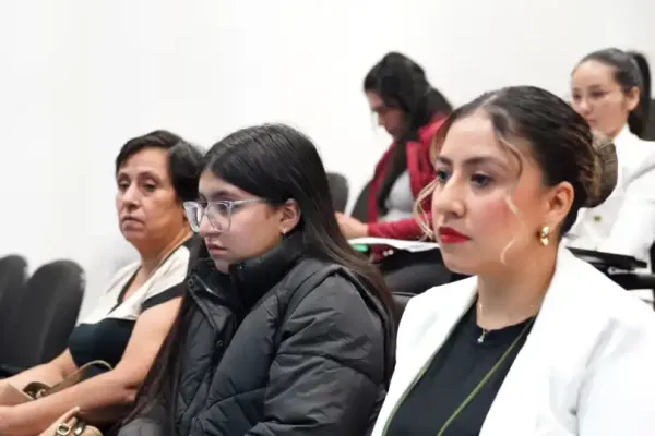 encuentro-635C0BE14-854E-EEB2-4189-35F2C1487E82.webp