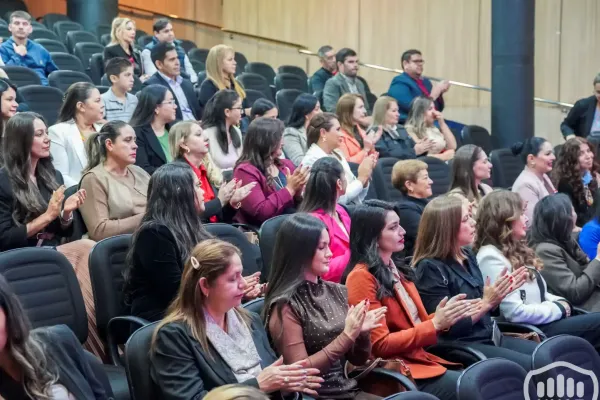 mujeres-lideres-27E165E663-C46E-6D1D-29B0-B27151E93314.webp