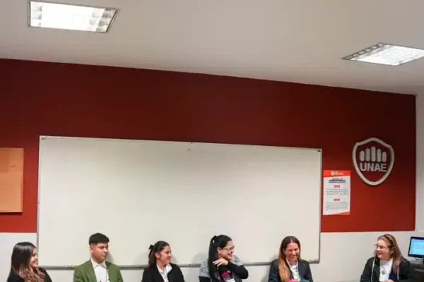 encuentro-de-investigadores-y-tesistas-100F53638B-C24E-0F03-F3F7-3FCCEB21D614.webp