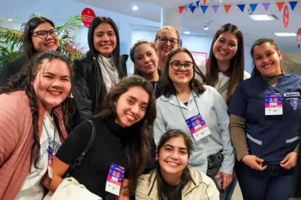 encuentro-de-investigadores-y-tesistas-163E6F2C9E-0C2E-592C-613D-502A5CAAC04A.webp