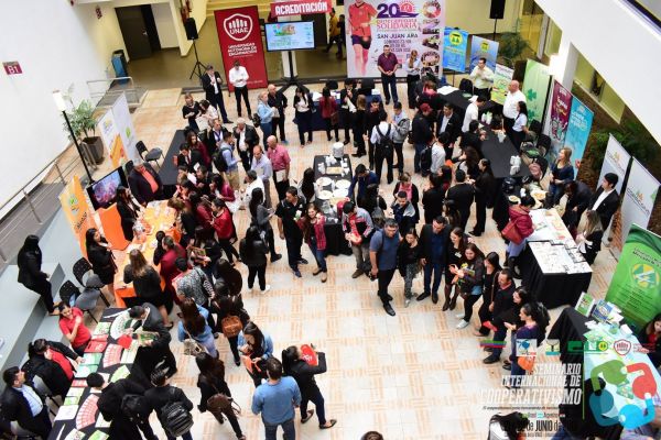 cooperativas-21-hdtv-1080-seminario630CFD0B-CE2F-B1BC-77FC-34D3A4D290BF.jpg