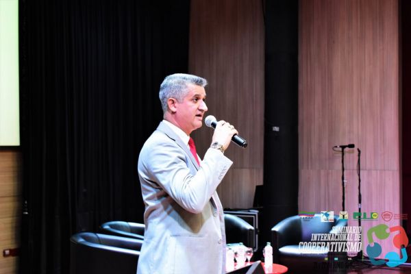 seminario-internacional-cooperativismo-04-hdtv-1080-seminario3EF77211-94CA-E634-CC85-4A5E2E26ABD6.jpg