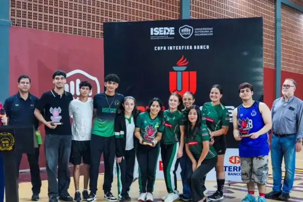 juegos-u-21C4C70897-3EE5-5CBF-A46D-3B41DEFEA182.webp