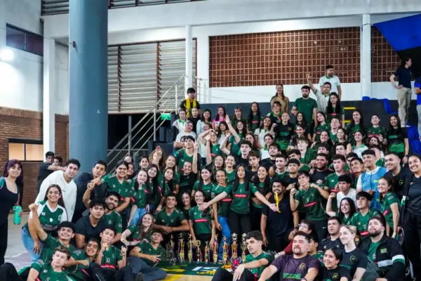 juegos-u-5876EAF038-9ACE-5AFB-96F8-972C6F630940.webp