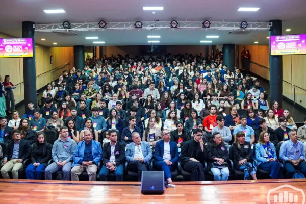 congreso-facat-33BEDEB6D7-DFB4-63DA-9EAB-7C46DCF1D32B.webp