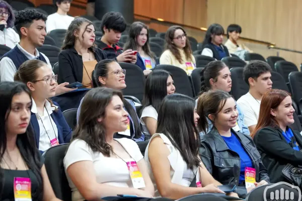 congreso-facat-440537DFAE-B724-737B-1F5D-9F20509EE634.webp