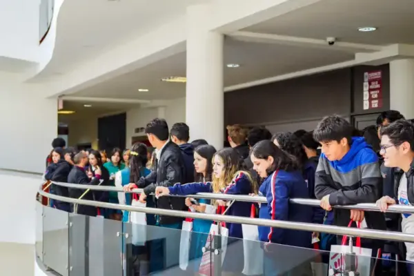 college-day-18F7F6BEA3-1E4F-AD0F-3A1C-45F2B749792F.webp