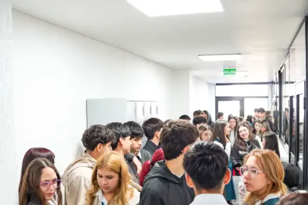 college-day-242F4EE993-A401-2246-AEC0-905E2BD0CACF.webp