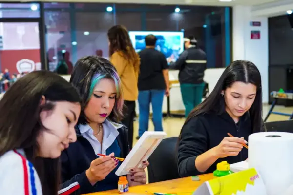 college-day-2634F07692-2B5E-2DD6-8F15-B482680F4B01.webp