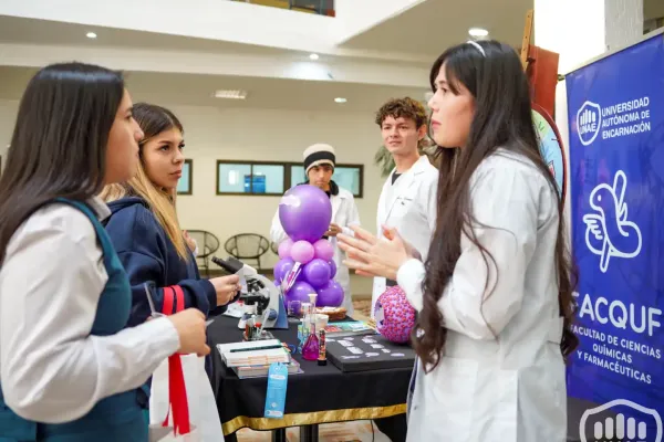 college-day-470537A2A2-0AD8-59C4-907B-8AD94F55B933.webp