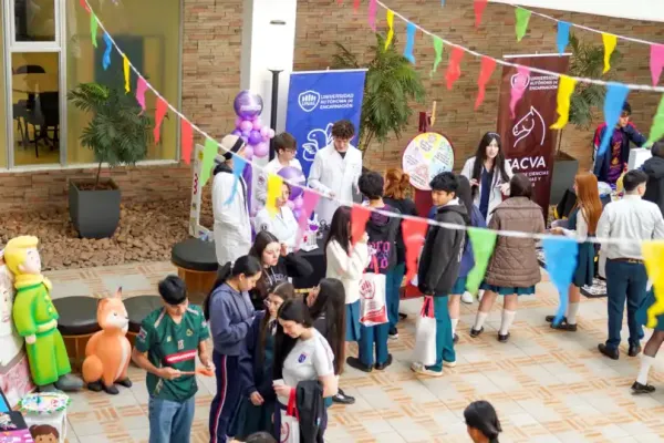 college-day-7102516F75-52F1-86D5-D748-2B06F291479F.webp