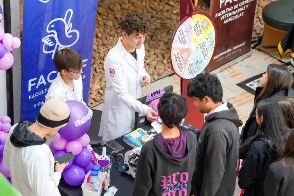 college-day-78B9475FC9-2D5D-C257-DA50-0229AB2F3410.webp