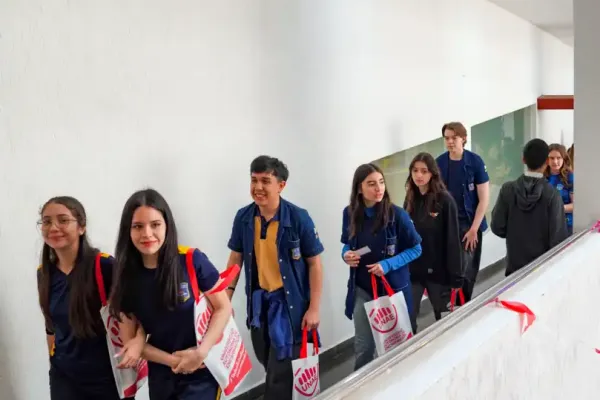 college-day-88A96317A1-96A1-CB61-9B14-03FC350085CB.webp