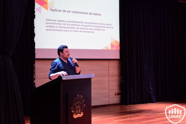 seminario-tecnologico-de-vanguaria-unae-40C397C7C-10D9-3820-CEA3-63D64E9297EC.jpg