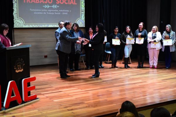trabajo-social-unae-651F283A2-A80C-94C2-BF7F-976FF83AAD17.jpg