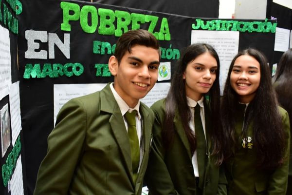 iii-feria-cientifica-2019-colegio-divina-esperanza-05DEFB0B69-7ACD-7A62-F955-6CD7B362A1AB.jpg