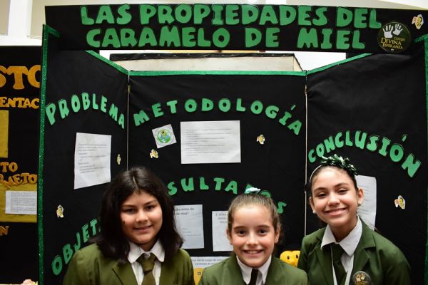 iii-feria-cientifica-2019-colegio-divina-esperanza-06A74BBC74-2CB0-9AB1-6BD8-6F1A4F2666FE.jpg