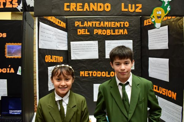 iii-feria-cientifica-2019-colegio-divina-esperanza-18E514E22D-649C-E005-ED7F-9E55C4104361.jpg