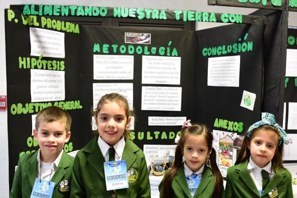 iii-feria-cientifica-2019-colegio-divina-esperanza-2272F99FB6-1821-75FC-357A-664FD8A7D705.jpg