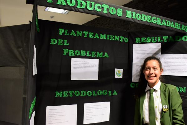 iii-feria-cientifica-2019-colegio-divina-esperanza-337E11A7BD-99E0-0768-9CE4-B121EEB3F611.jpg