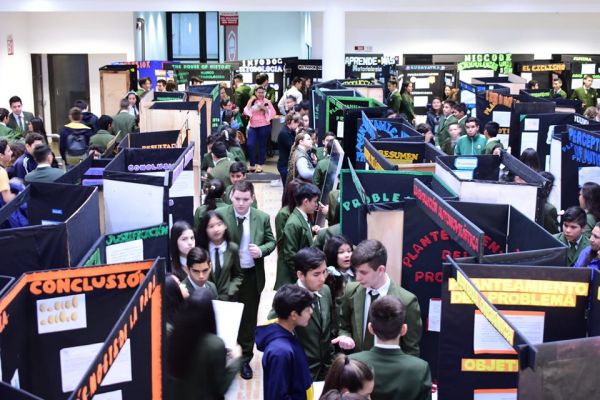 iii-feria-cientifica-2019-colegio-divina-esperanza-391FE2C242-CE6E-61E3-F230-EE592816F4FF.jpg
