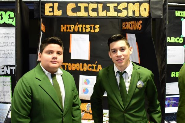 iii-feria-cientifica-2019-colegio-divina-esperanza-53A286A0EC-2B6A-9B32-B0E1-C9505FB5713E.jpg
