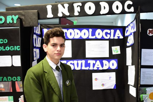 iii-feria-cientifica-2019-colegio-divina-esperanza-5685B75F87-AB01-2AB5-E26D-8885394E7769.jpg