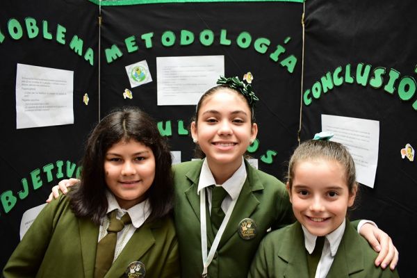 iii-feria-cientifica-2019-colegio-divina-esperanza-740ED76F0B-AAA8-203A-7305-E36353B3F7E5.jpg