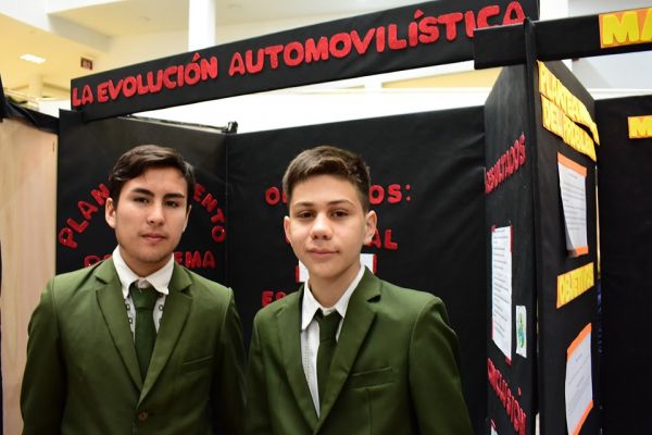 iii-feria-cientifica-2019-colegio-divina-esperanza-76034F7EF5-2F62-CB30-9CEB-9EC22D3622E9.jpg