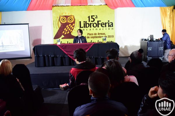 libroferia-encarnacion-2019-dia-3-20F4C2E00-2043-E837-D63B-DC8DFD2EF769.jpg