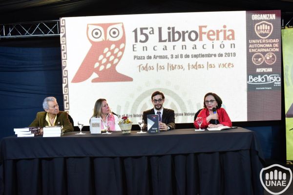 libroferia-encarnacion-2019-dia-4-903F8CEAAA-29E5-7051-A21C-9D2A7DAD53A5.jpg