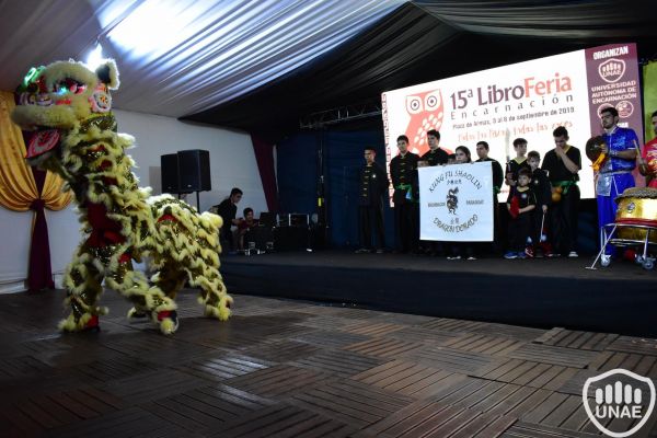 libroferia-encarnacion-dia-5-171C7710A9A-3006-C928-7442-52DD9C9229E5.jpg