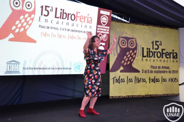libroferia-encarnacion-dia-6-333E2BEE38-6DA9-E45C-F41A-2AB682B80048.jpg