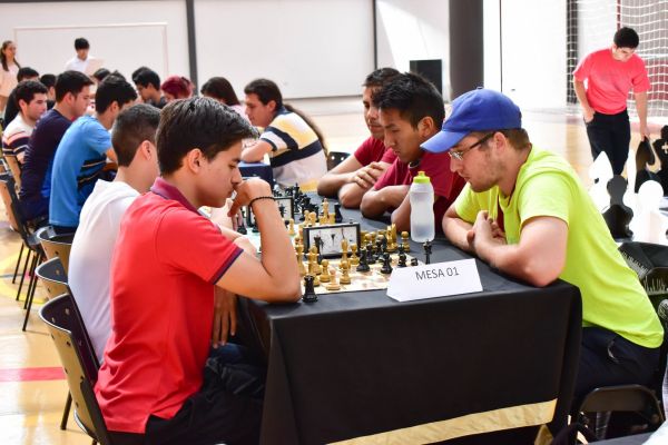 iv-torneo-de-ajedrez-en-la-unae-04DFDC5624-0883-2C79-091A-99CB5F0C679C.jpg